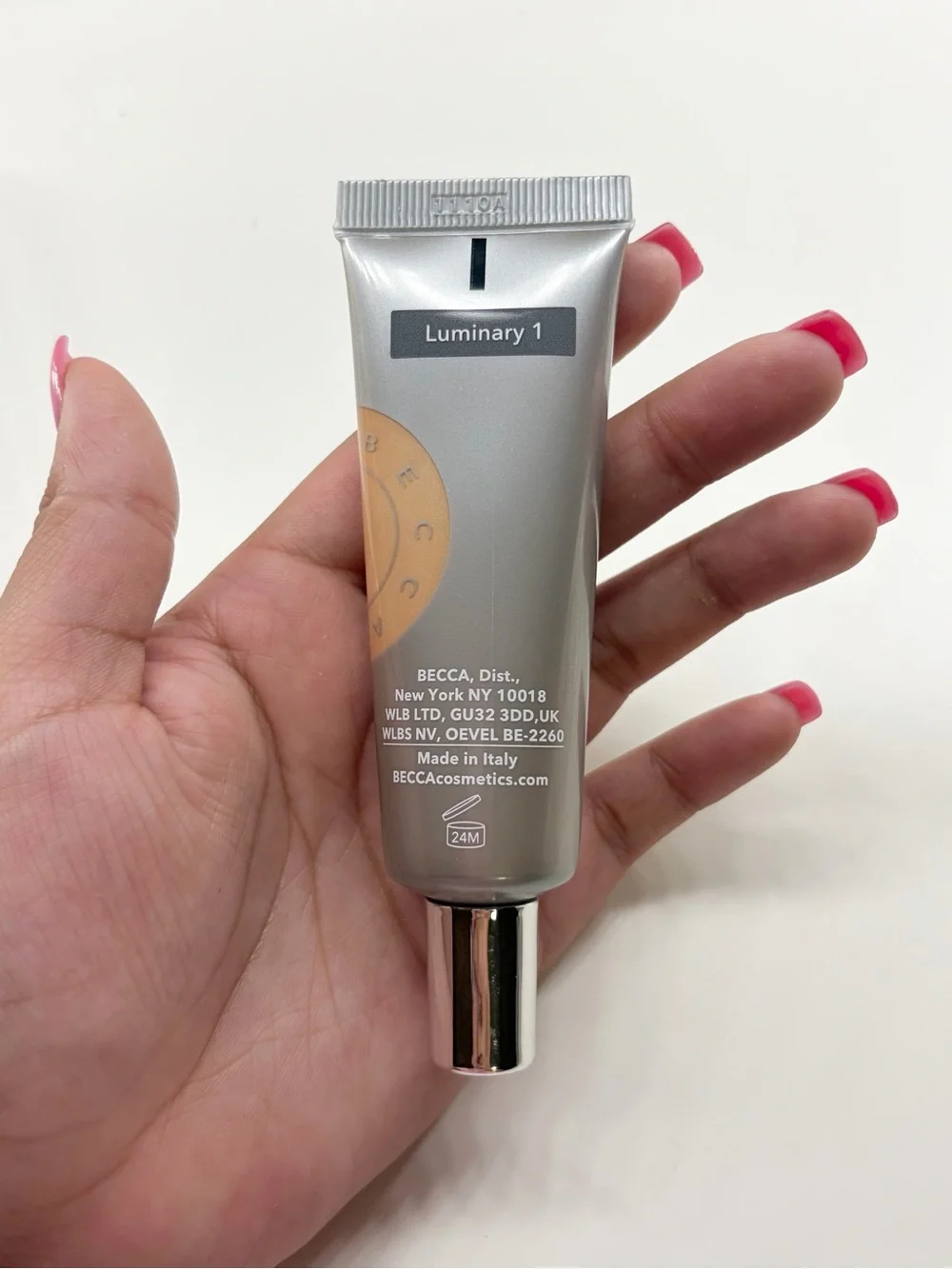 Becca Cosmetics Light Shift 1 Dewing Tint Illuminating Moisturizer